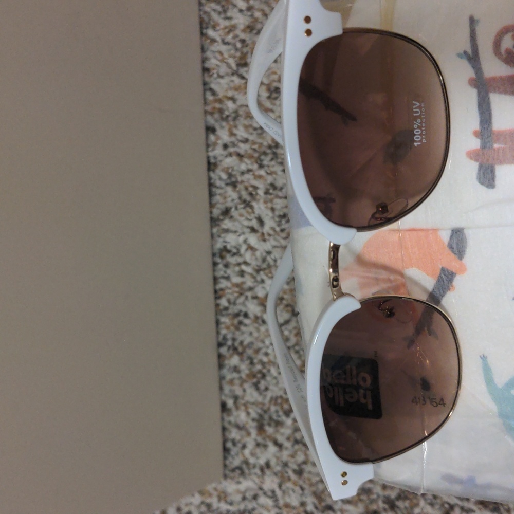 Adult Sunglasses 😎
